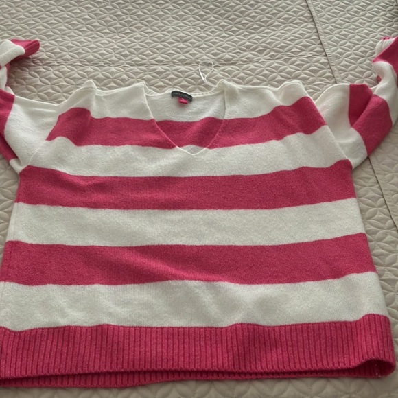 Vince Camuto white/pink striped women’s sweater Size M - Picture 8 of 8